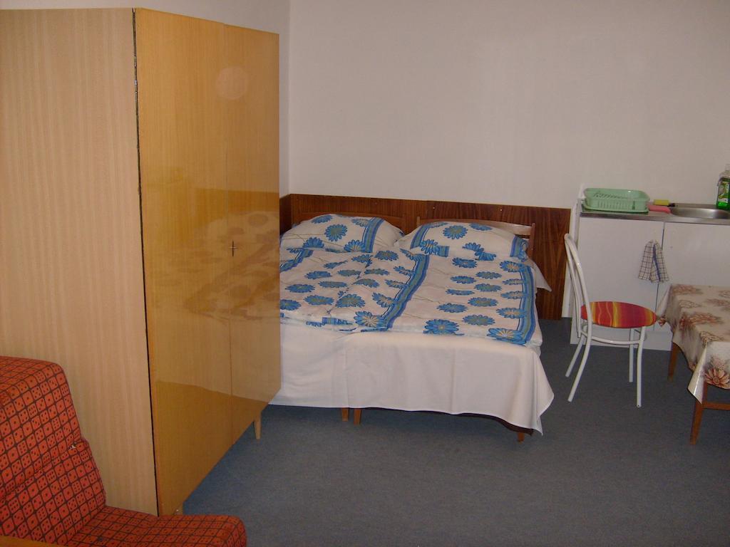 Tóth Magánszállás Hajdúszoboszló Exterior foto