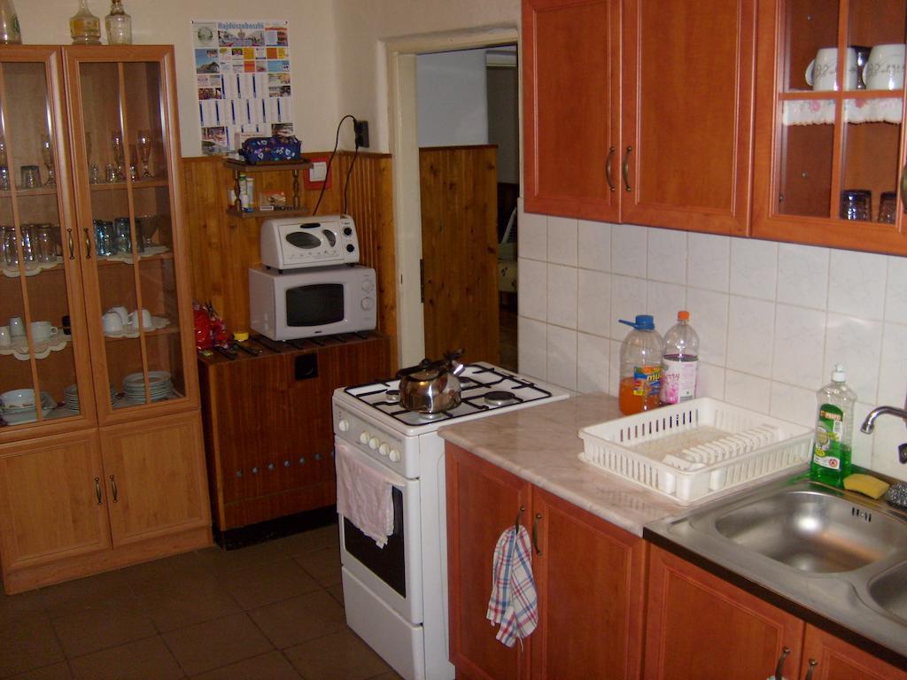 Tóth Magánszállás Hajdúszoboszló Exterior foto